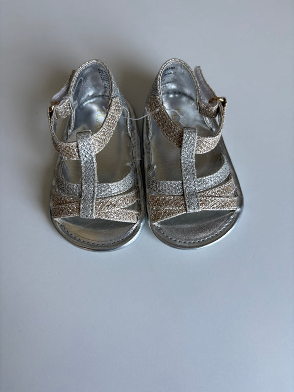 CHILDREN’S PLACE Sandals (3-6 Months)