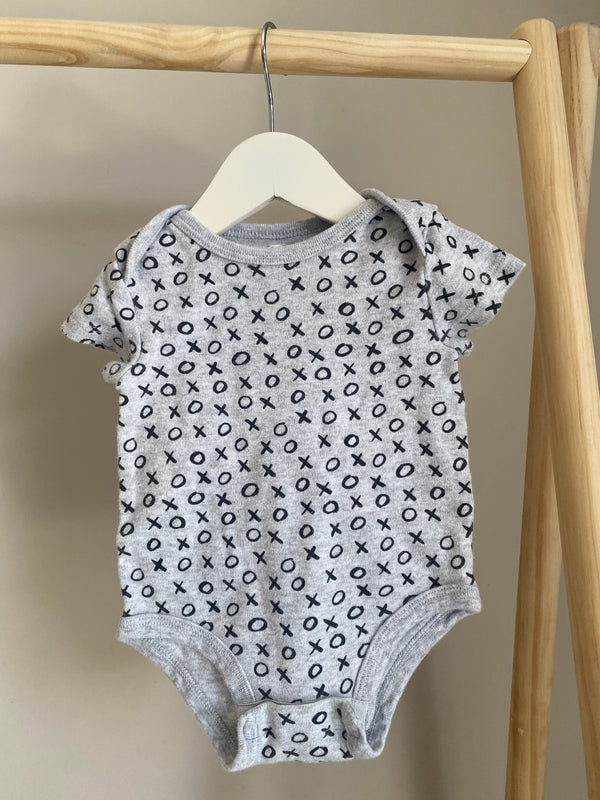ROCOCO Onesie (9 Months)