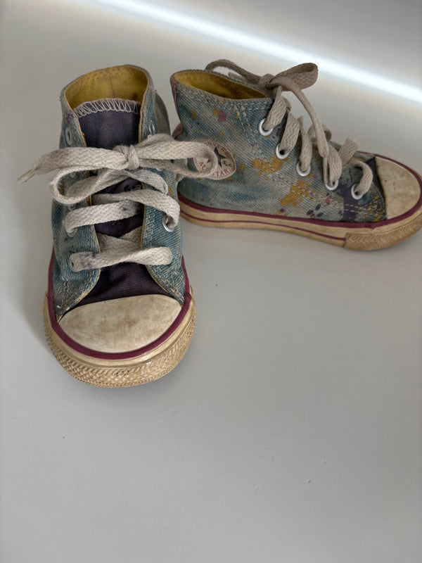 CONVERSE Shoes (Size 6)