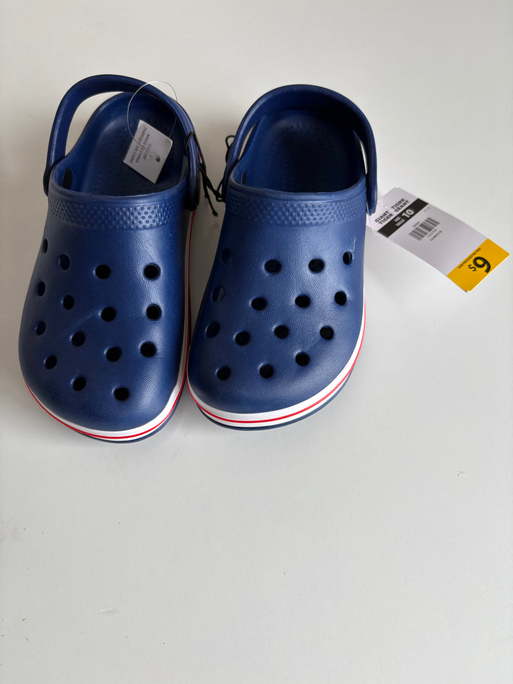 GIANT TIGER Shoes (Size 10) – Little Thrifters