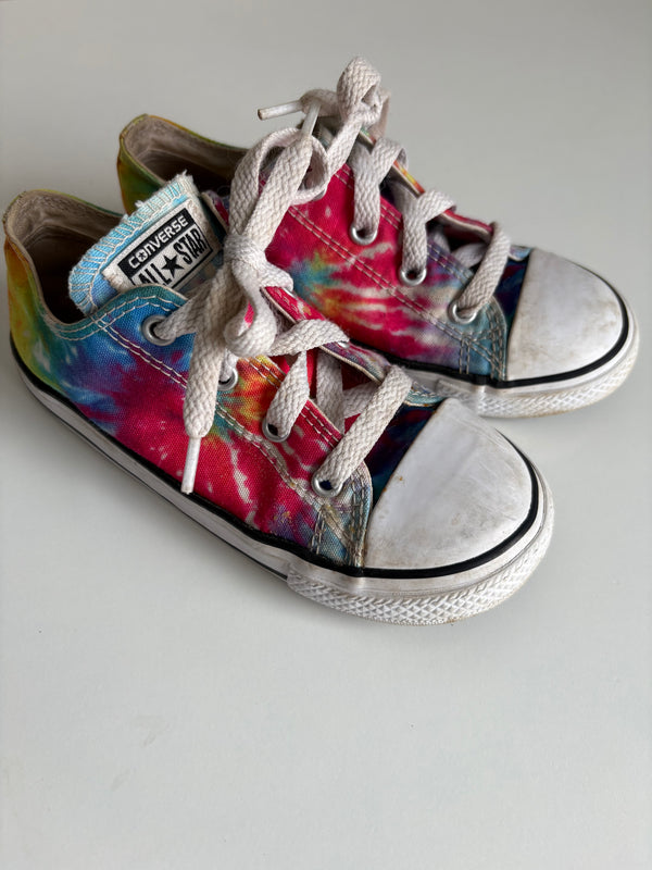 CONVERSE (Size 10)