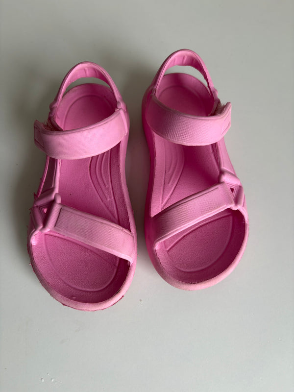 Sandals (Size 9)