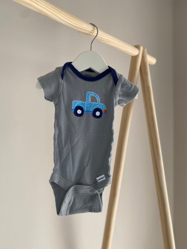 GERBER Onesie