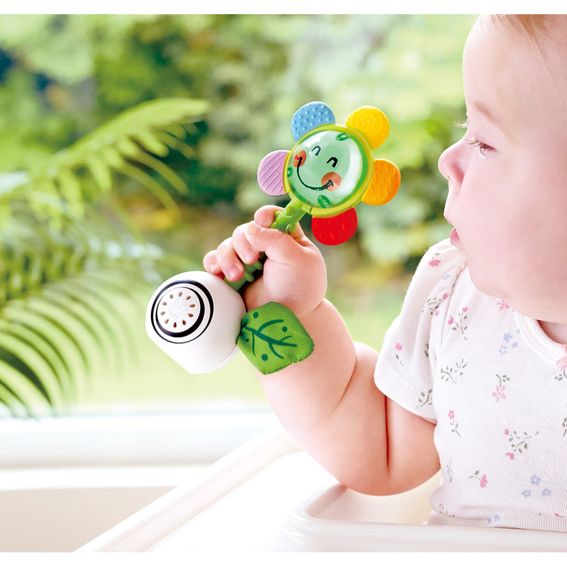 SHAKE ‘N SPARKLE FLOWER RATTLE – HAPE
