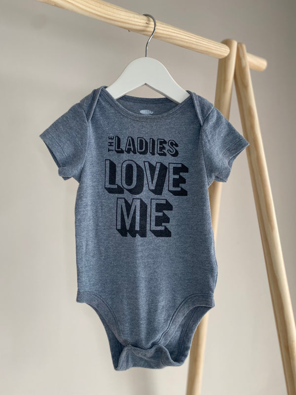 OLD NAVY Onesie (12-18 Months)