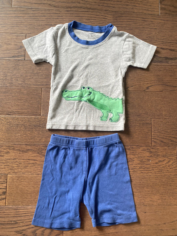 CARTERS Pajamas (4T)
