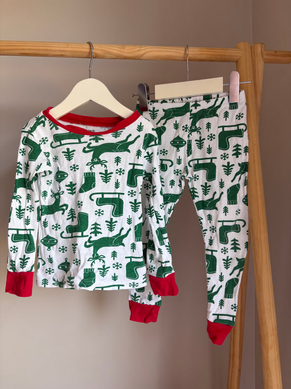 CARTERS Christmas Pjs (2T)
