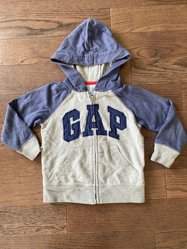 GAP Sweater (4Y)