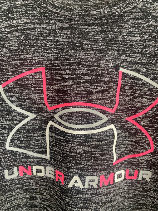 UNDER ARMOUR (6-7 Years)