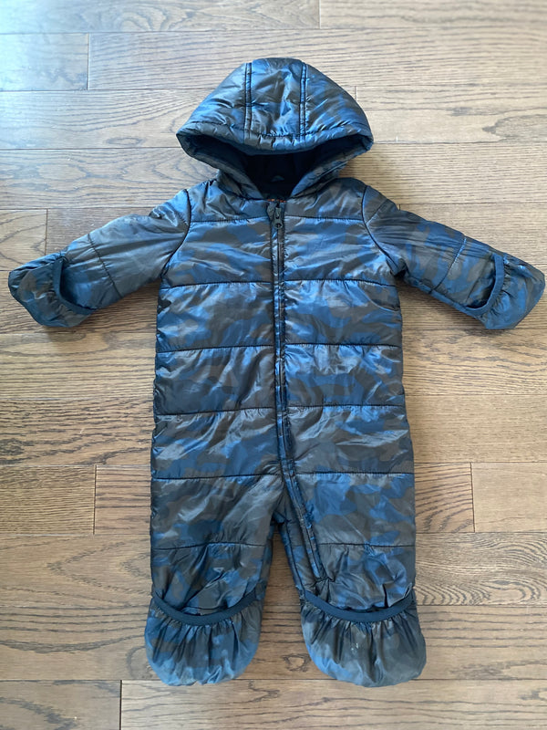 JOE FRESH Snowsuit (6-12 Months)