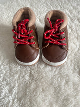OLD NAVY Booties (6-12 Months)