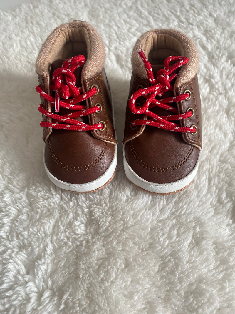 OLD NAVY Booties (6-12 Months)
