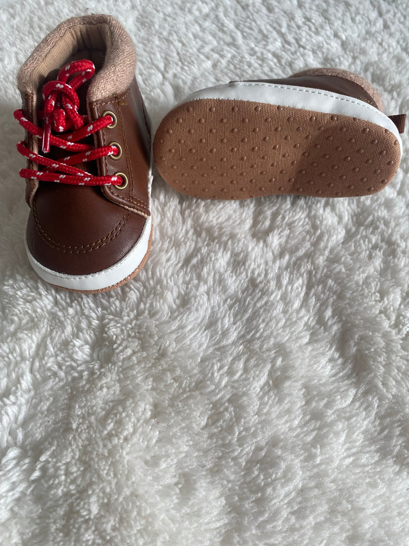 OLD NAVY Booties (6-12 Months)
