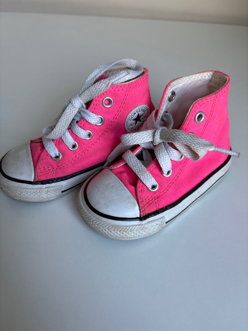 CONVERSE (Size 5)