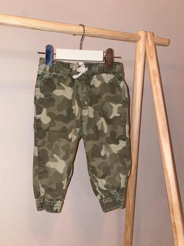 CHILDREN’S PLACE Pants (18-24 Months)